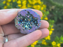 Load image into Gallery viewer, Aura Quartz geode
