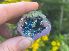 Load image into Gallery viewer, Aura Quartz geode
