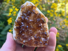Load image into Gallery viewer, Citrine cluster cut base
