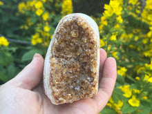 Load image into Gallery viewer, Citrine cluster cut base
