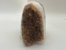 Load image into Gallery viewer, Citrine cluster cut base
