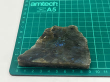 Load image into Gallery viewer, Labradorite
