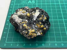 Load image into Gallery viewer, Mimetite and Campylite
