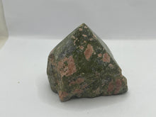 Load image into Gallery viewer, Unakite point
