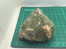 Load image into Gallery viewer, Unakite point
