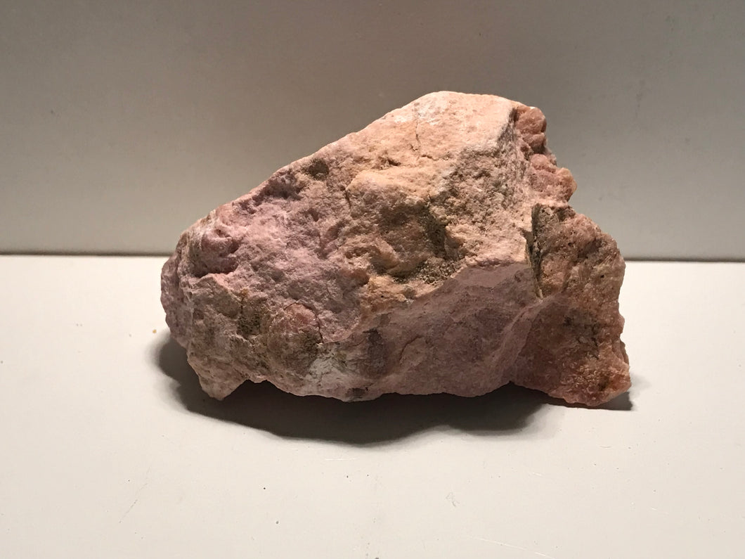 Pink petallite