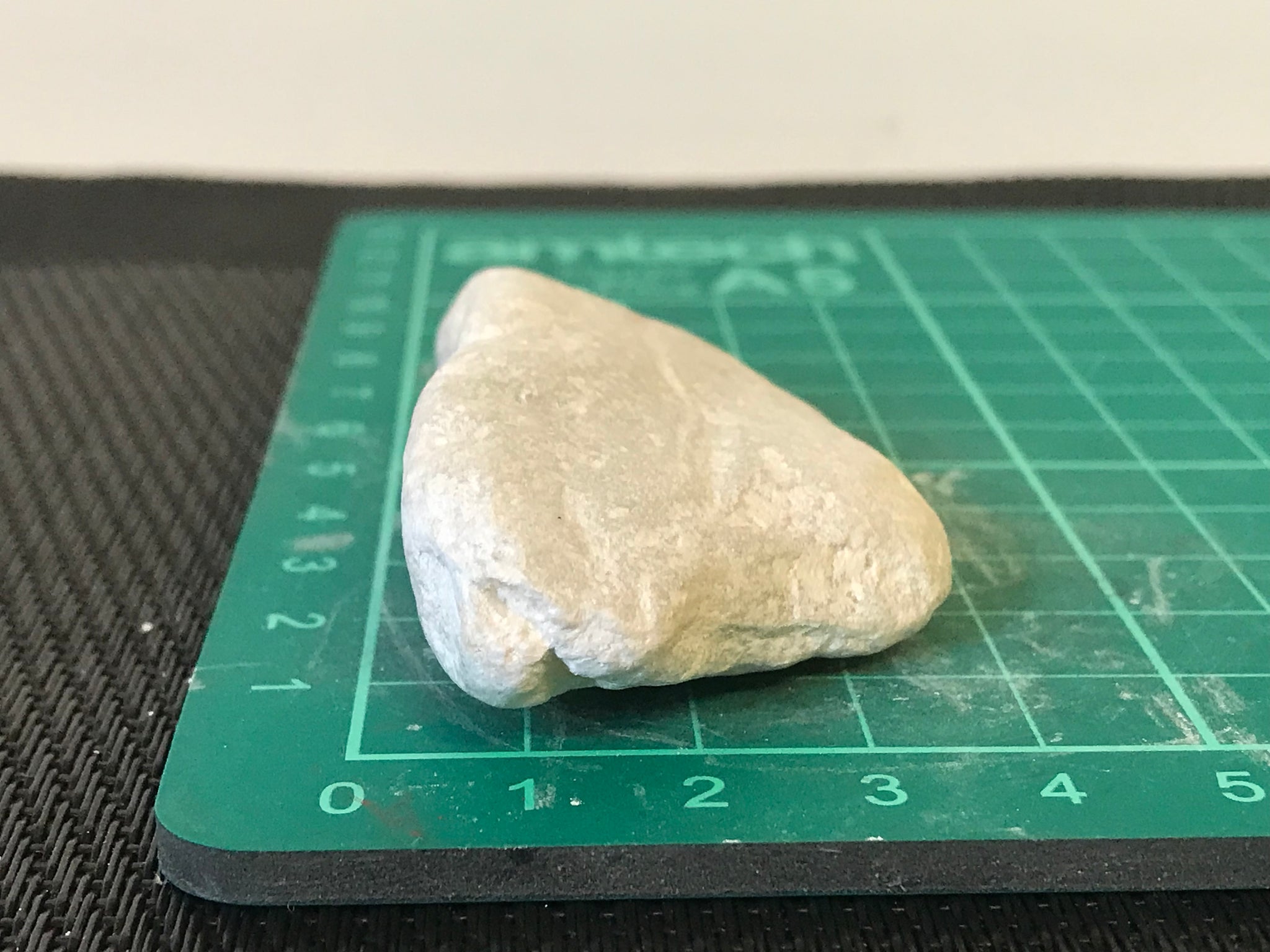 Talc stone – Crystal and fossils