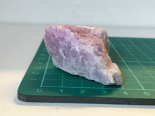 Load image into Gallery viewer, Kunzite
