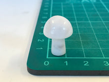 Load image into Gallery viewer, New Jade carved mushroom
