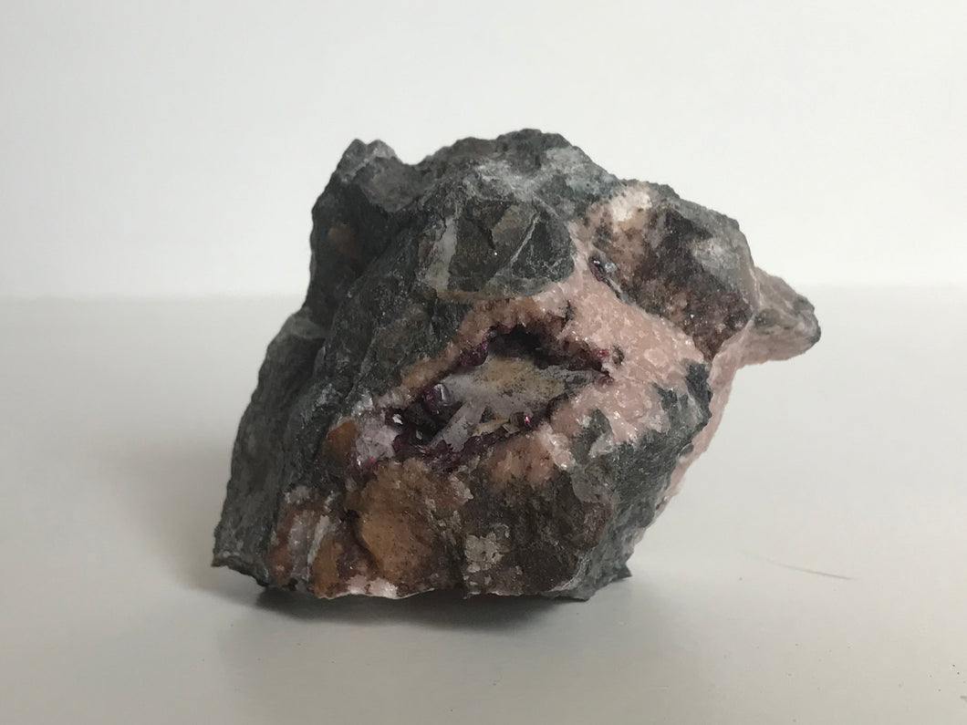 Erythrite