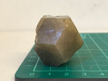 Load image into Gallery viewer, Grossular garnet
