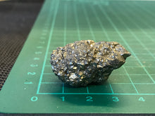 Load image into Gallery viewer, Pyrite chispas
