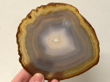Load image into Gallery viewer, Agate slice natural
