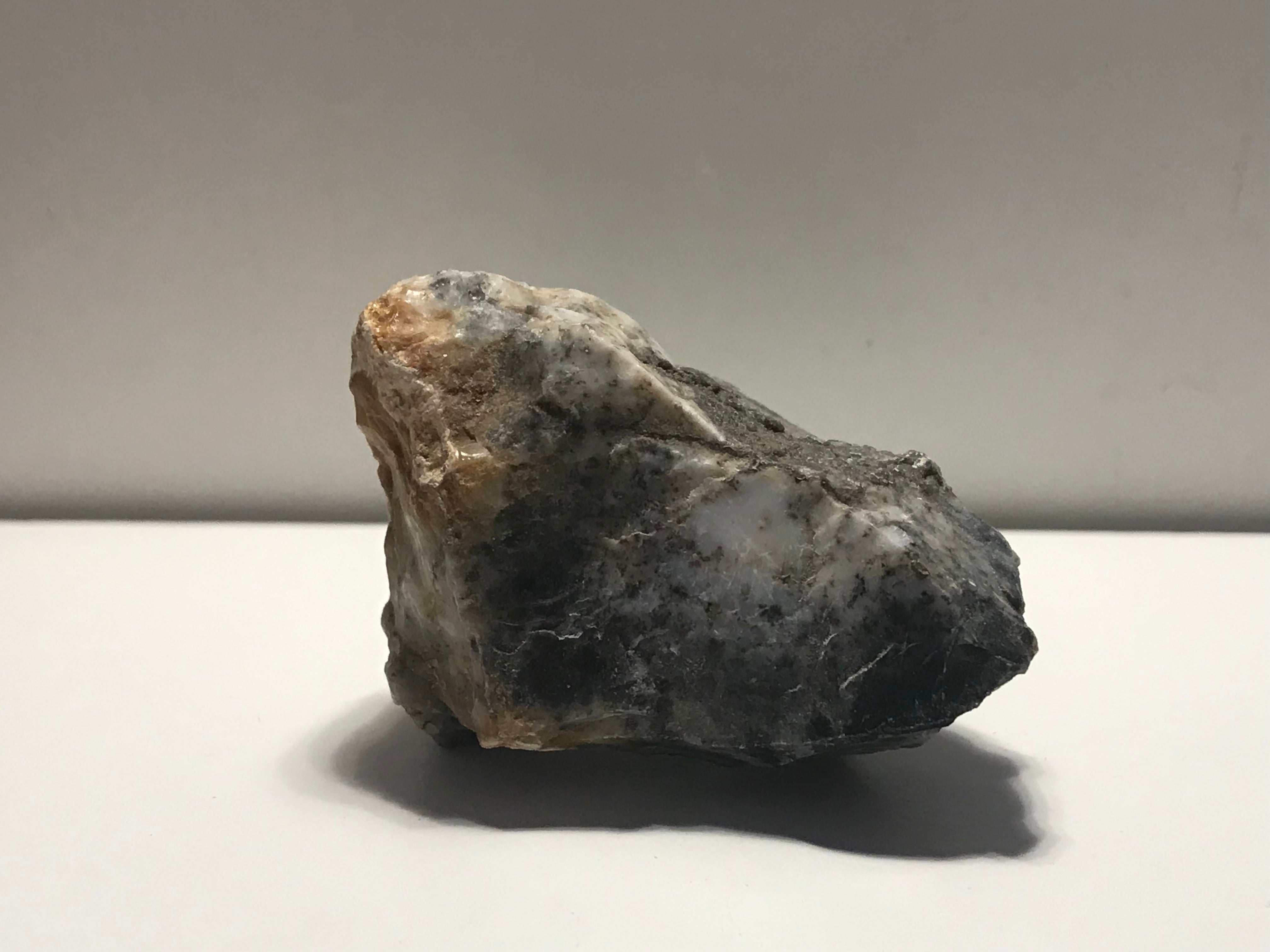 Merlinite – Crystal and fossils