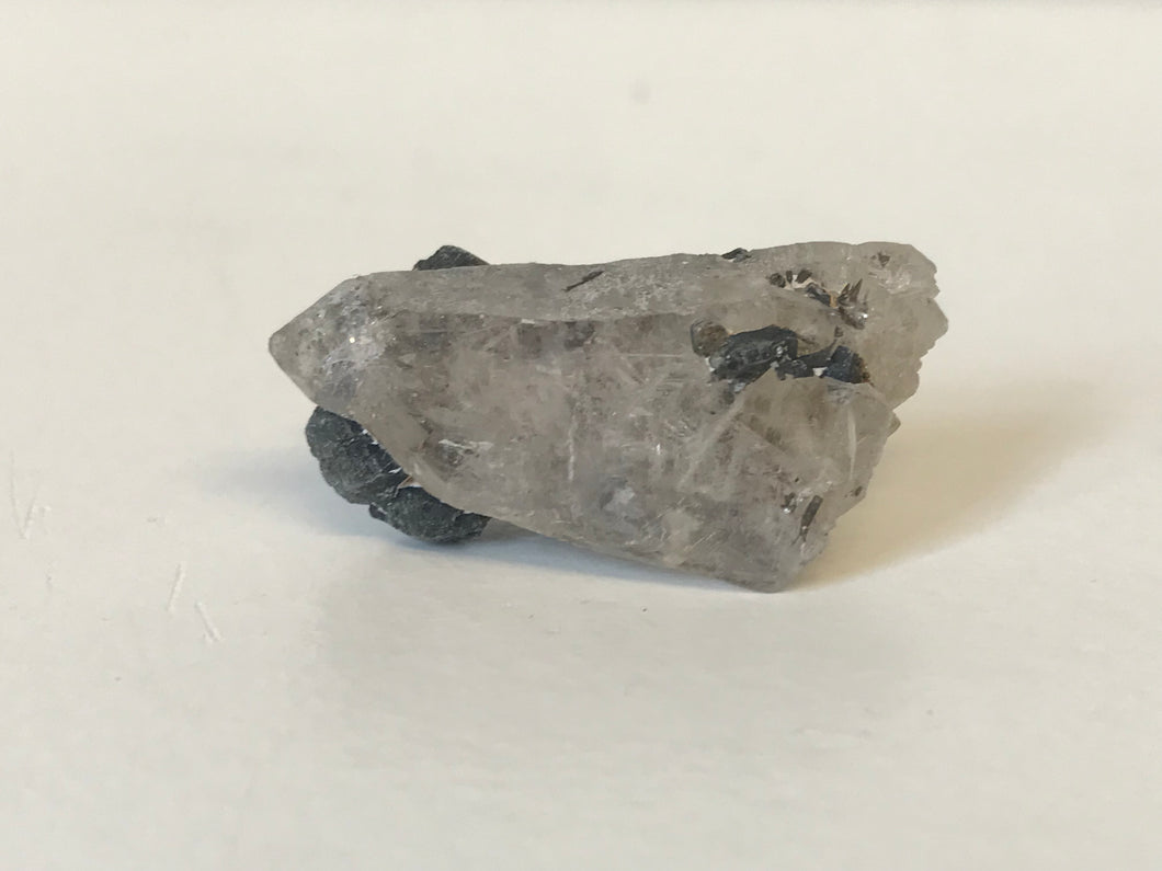 Quartz with tremolite inclusions
